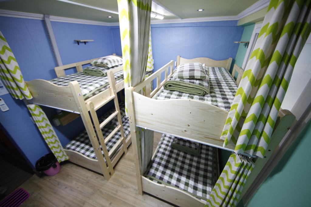 Bluefish Guesthouse Пусан Номер фото